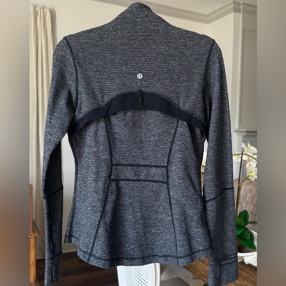 Lululemon Brushed Define Jacket 8 - Picture 6 of 10